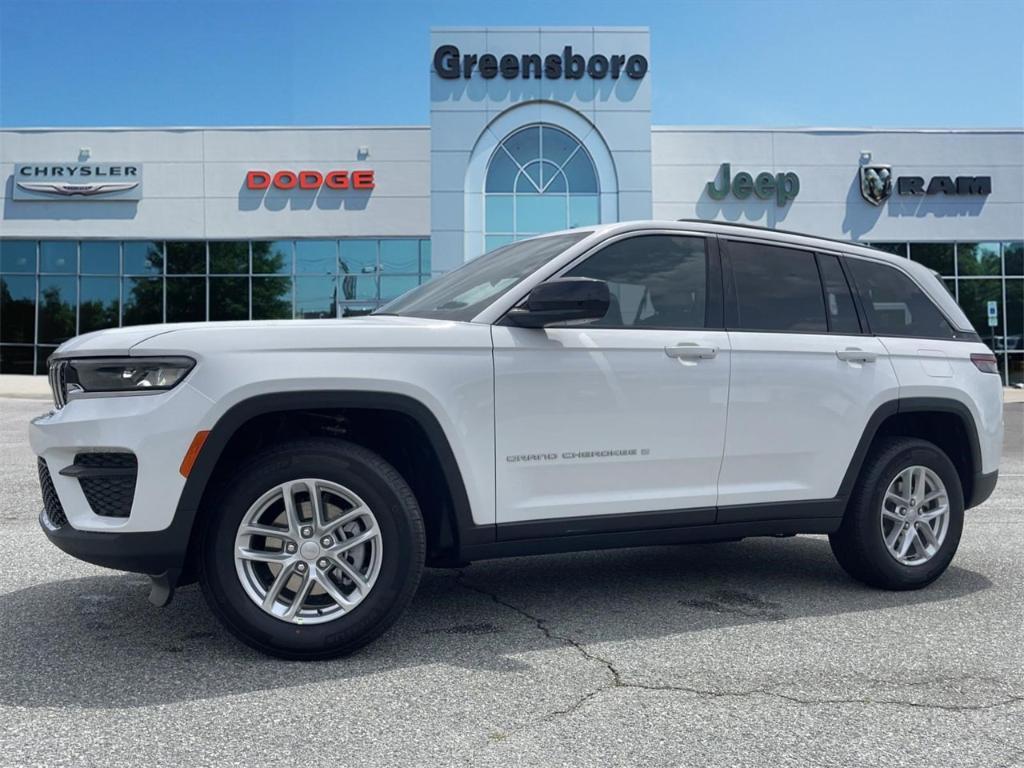new 2025 Jeep Grand Cherokee car, priced at $41,575