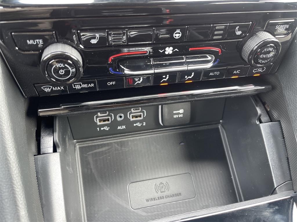 new 2025 Jeep Grand Cherokee car, priced at $41,575