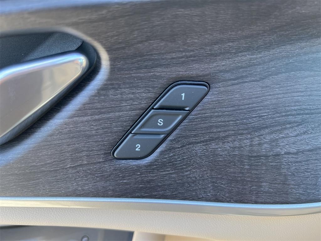 new 2025 Jeep Grand Cherokee car, priced at $49,625