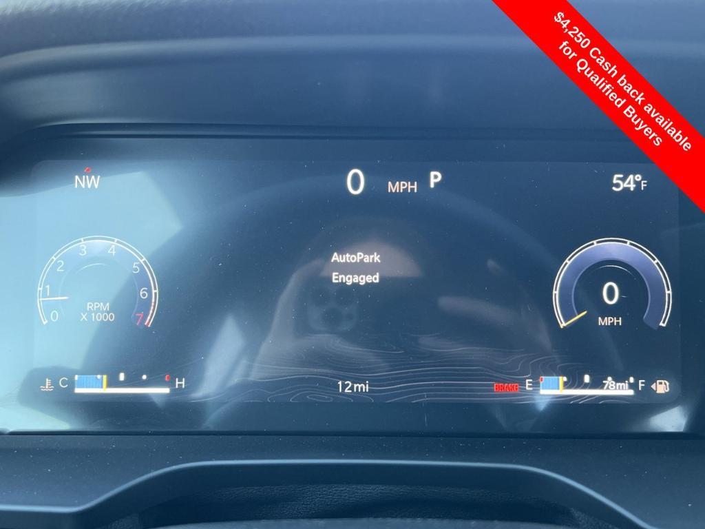 new 2025 Jeep Grand Cherokee car, priced at $44,043