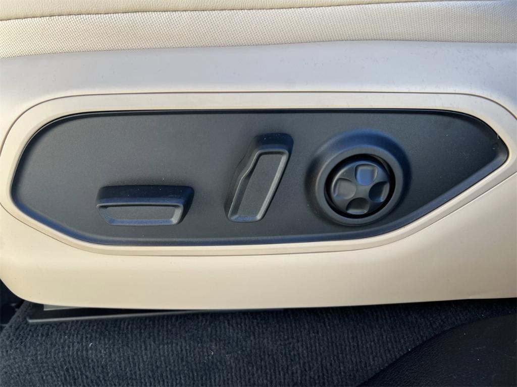 new 2025 Jeep Grand Cherokee car, priced at $49,625