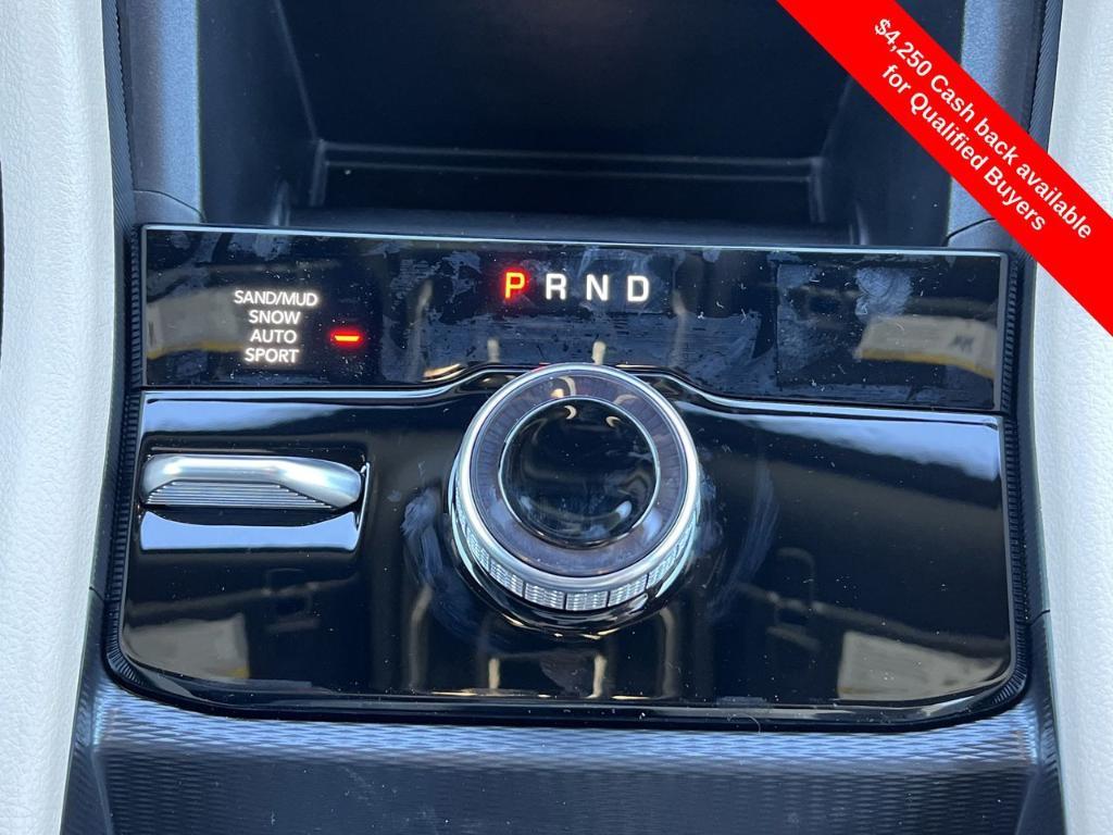 new 2025 Jeep Grand Cherokee car, priced at $44,043