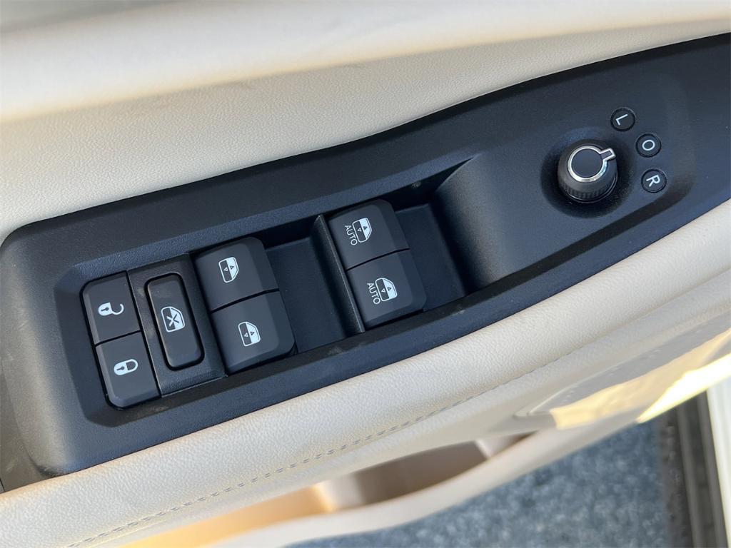 new 2025 Jeep Grand Cherokee car, priced at $49,625