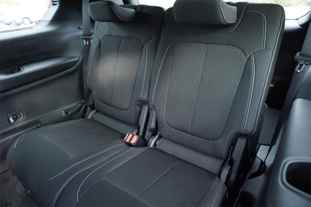 new 2025 Jeep Grand Cherokee L car, priced at $41,925