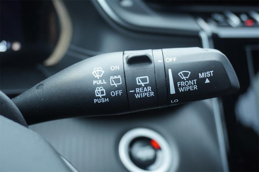 new 2025 Jeep Grand Cherokee L car, priced at $41,925