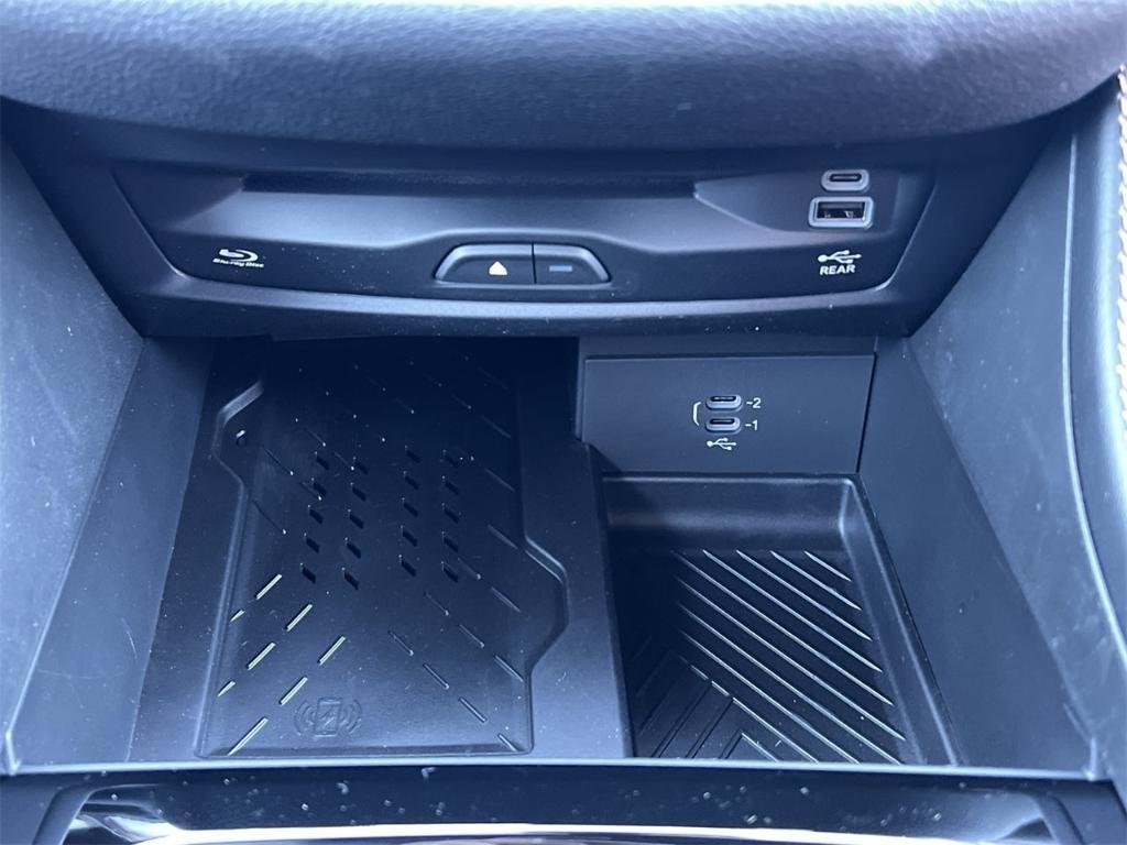 new 2026 Chrysler Pacifica car, priced at $61,225