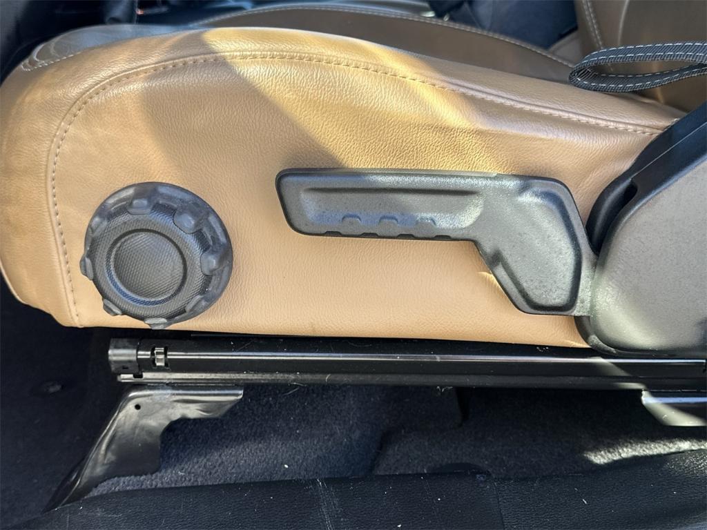 used 2021 Jeep Gladiator car, priced at $31,196