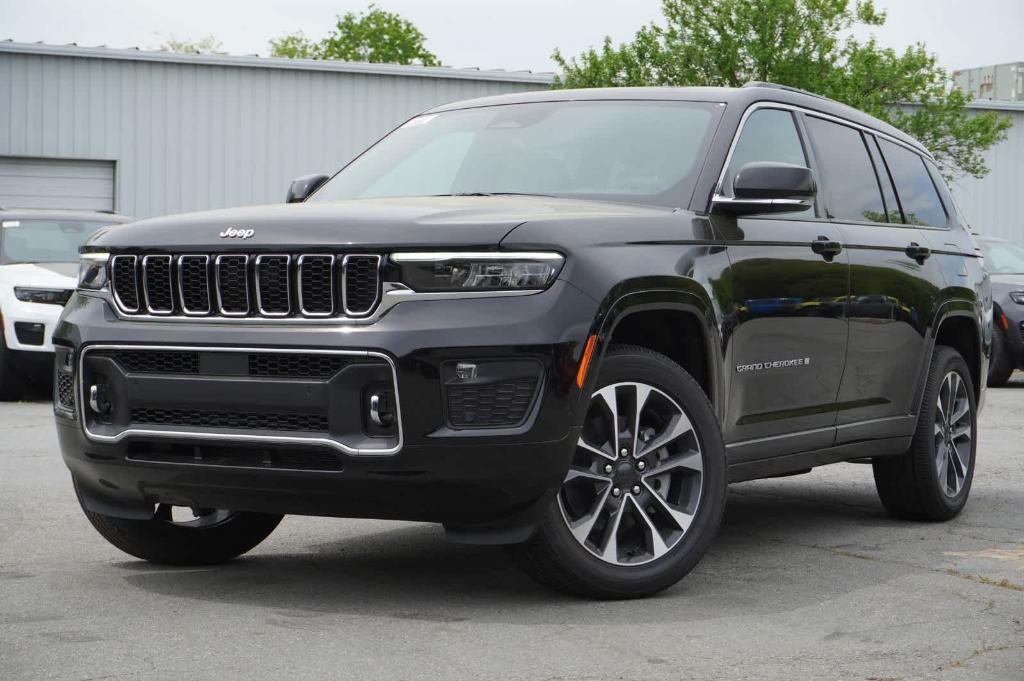 new 2024 Jeep Grand Cherokee L car, priced at $56,653