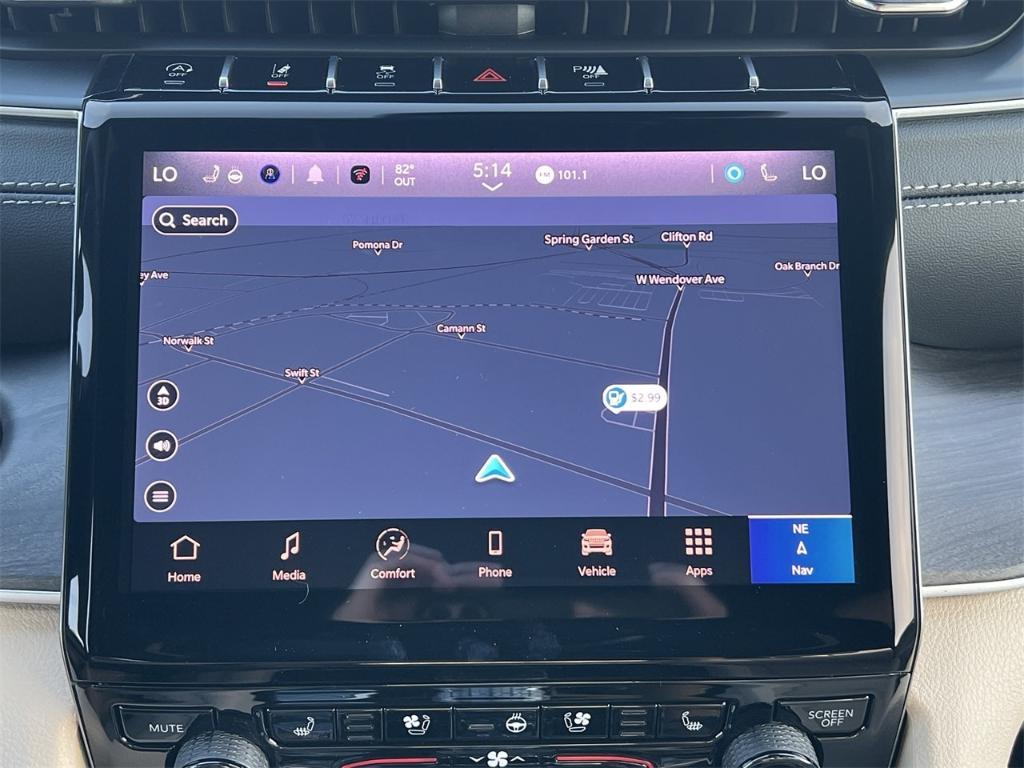 new 2025 Jeep Grand Cherokee car, priced at $55,660