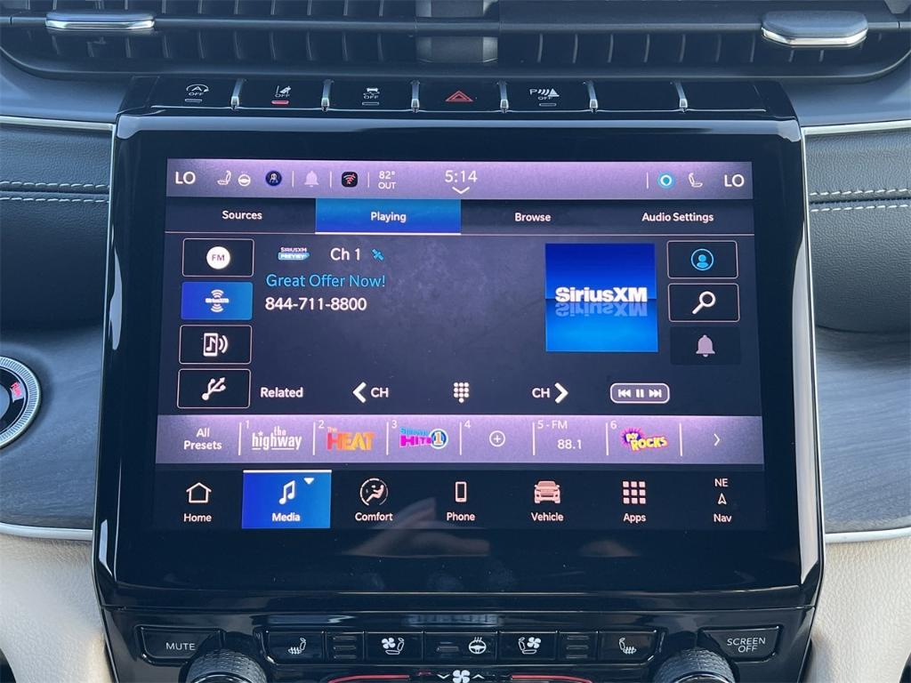 new 2025 Jeep Grand Cherokee car, priced at $55,660