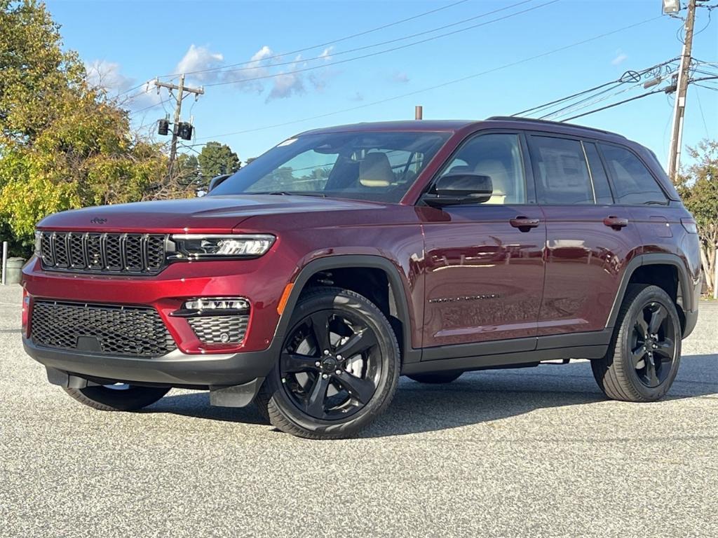 new 2025 Jeep Grand Cherokee car, priced at $55,660