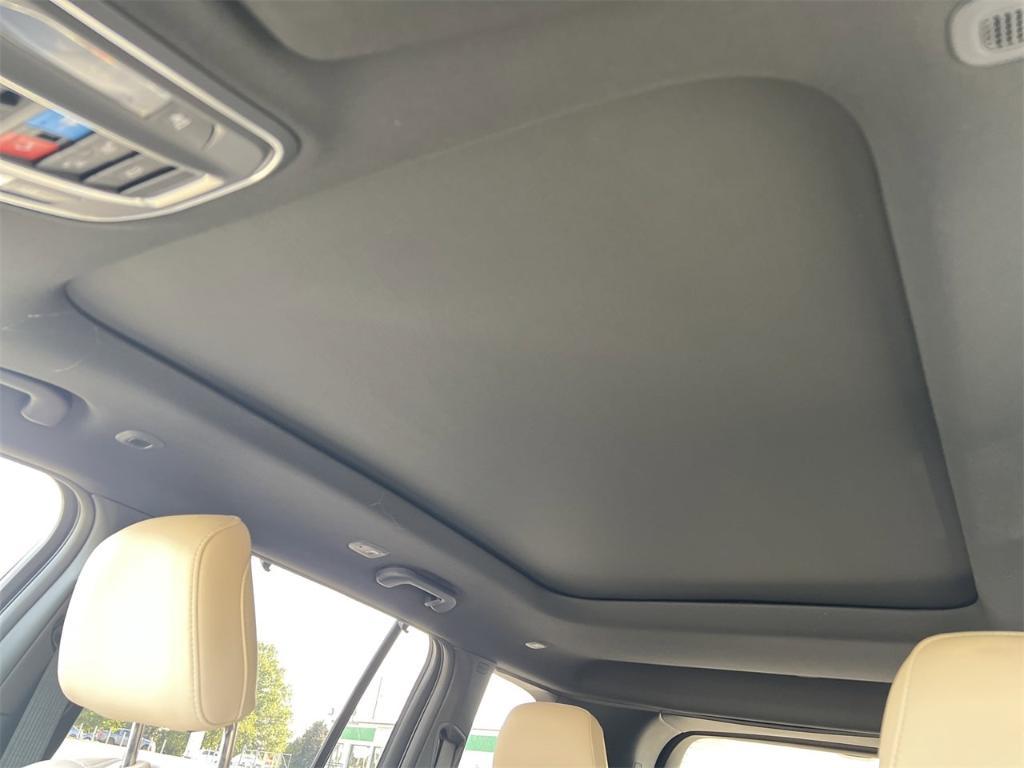 new 2025 Jeep Grand Cherokee car, priced at $55,660