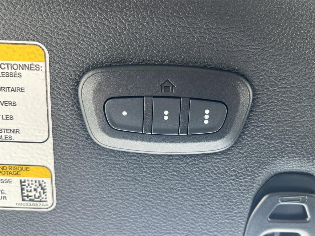 new 2025 Jeep Gladiator car, priced at $57,975