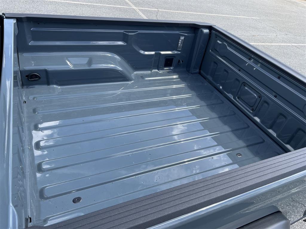 new 2025 Jeep Gladiator car, priced at $57,975