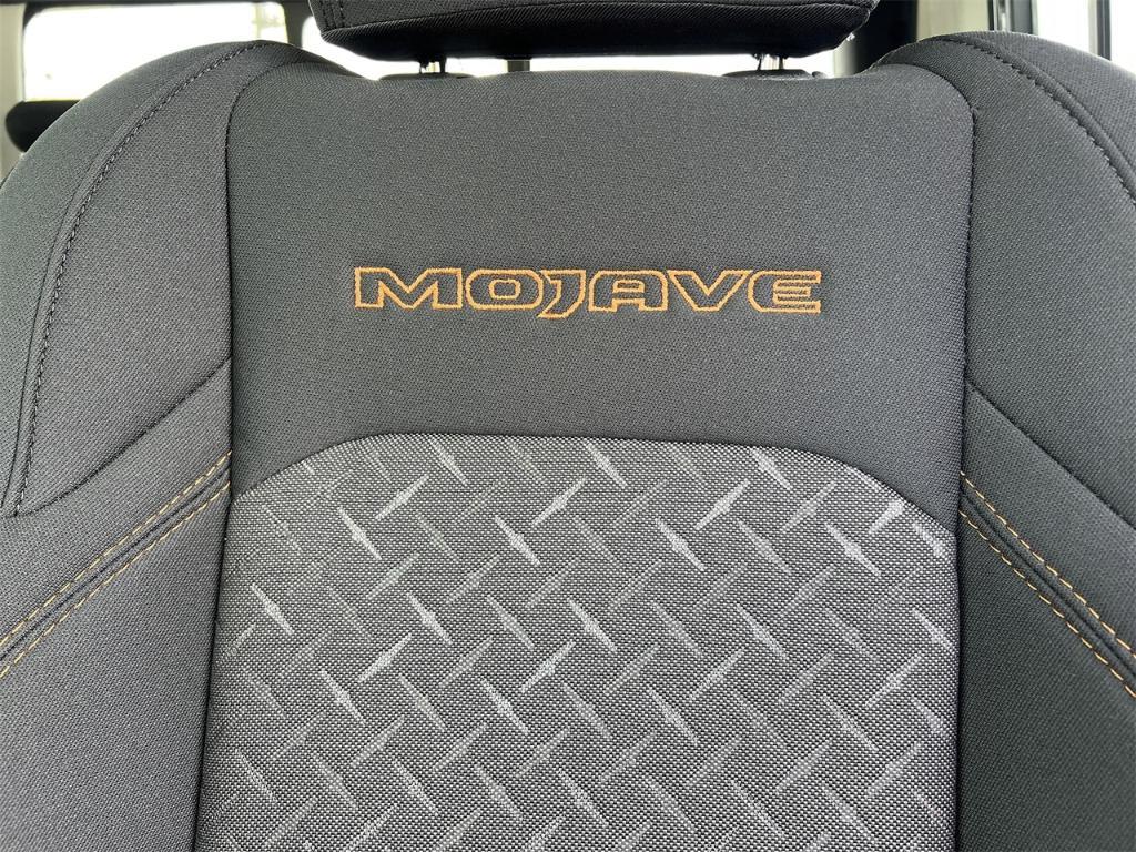 new 2025 Jeep Gladiator car, priced at $57,975