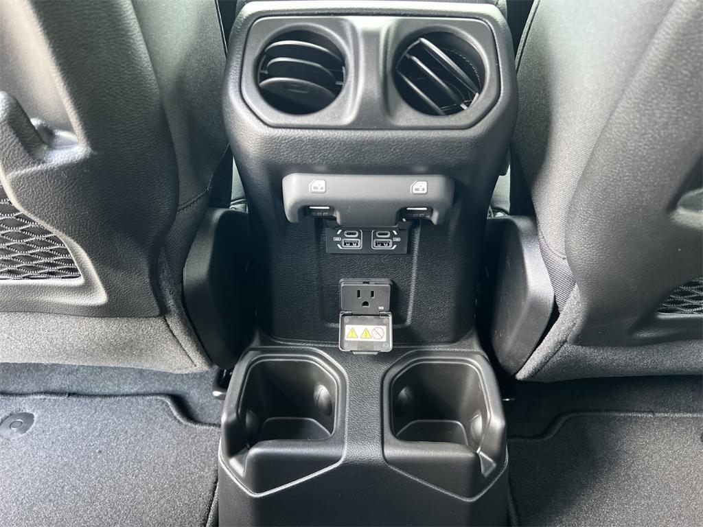 new 2025 Jeep Gladiator car, priced at $57,975