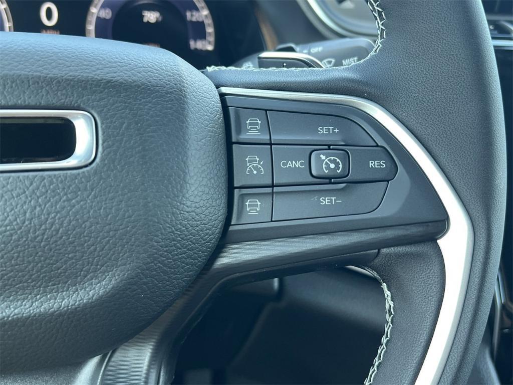 new 2025 Jeep Grand Cherokee L car, priced at $43,920