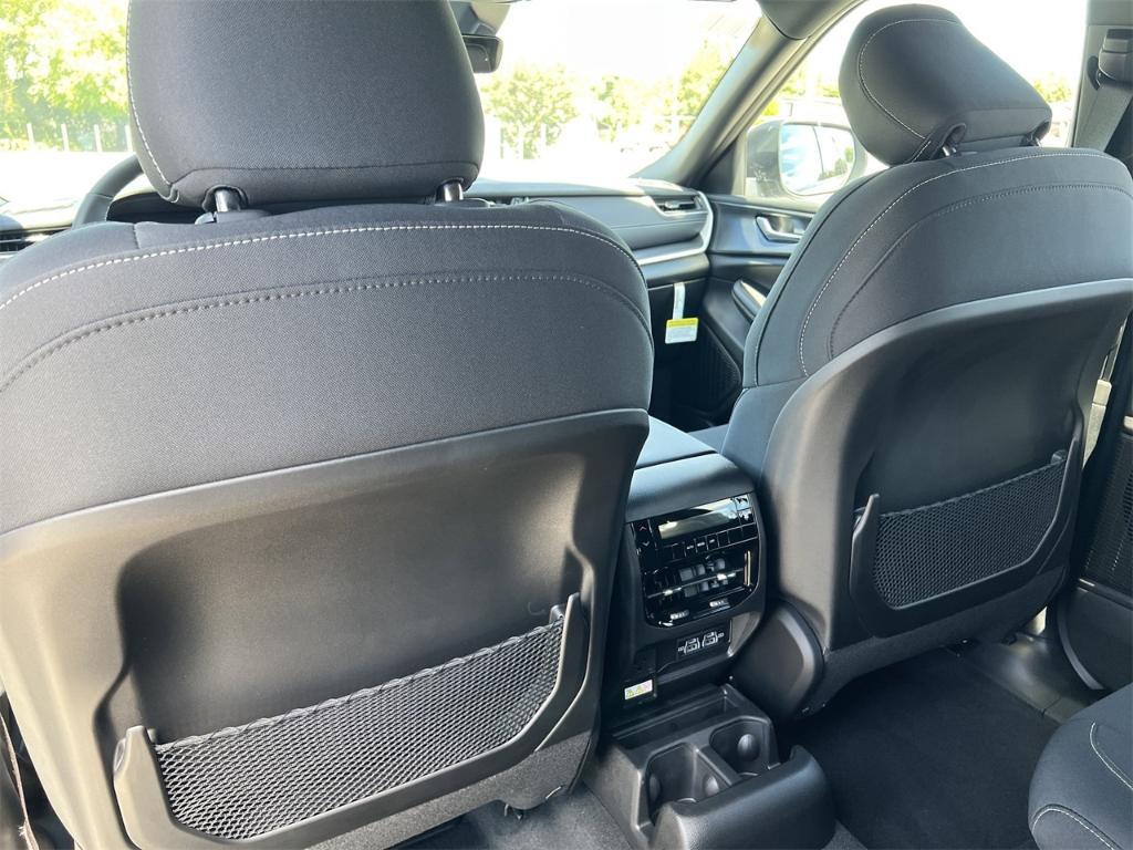 new 2025 Jeep Grand Cherokee L car, priced at $43,920