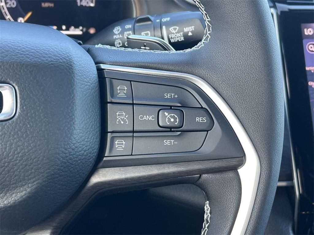 new 2025 Jeep Grand Cherokee L car