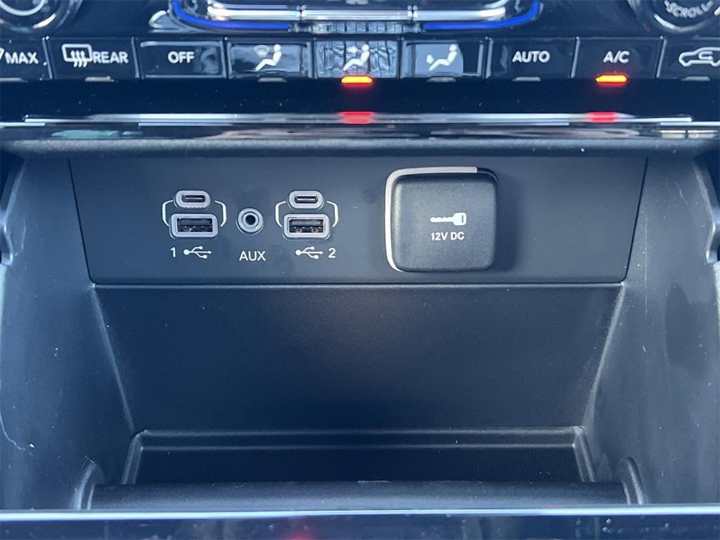 new 2025 Jeep Grand Cherokee L car