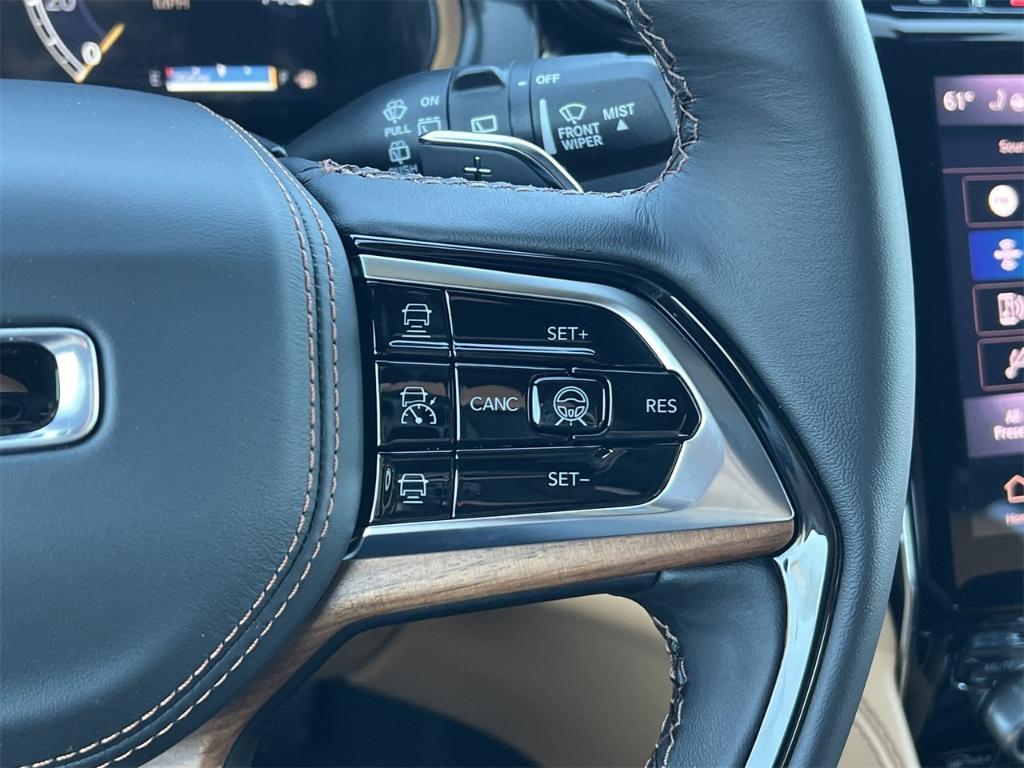 new 2025 Jeep Grand Cherokee L car, priced at $72,830