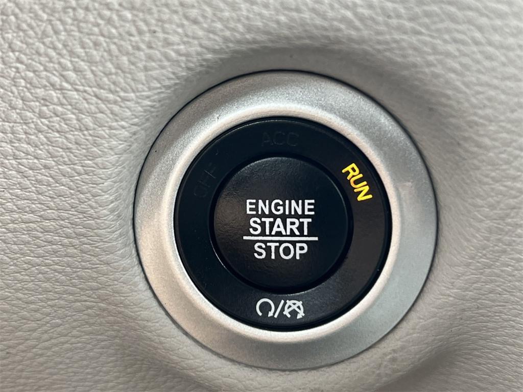 used 2023 Chrysler Pacifica car, priced at $25,000