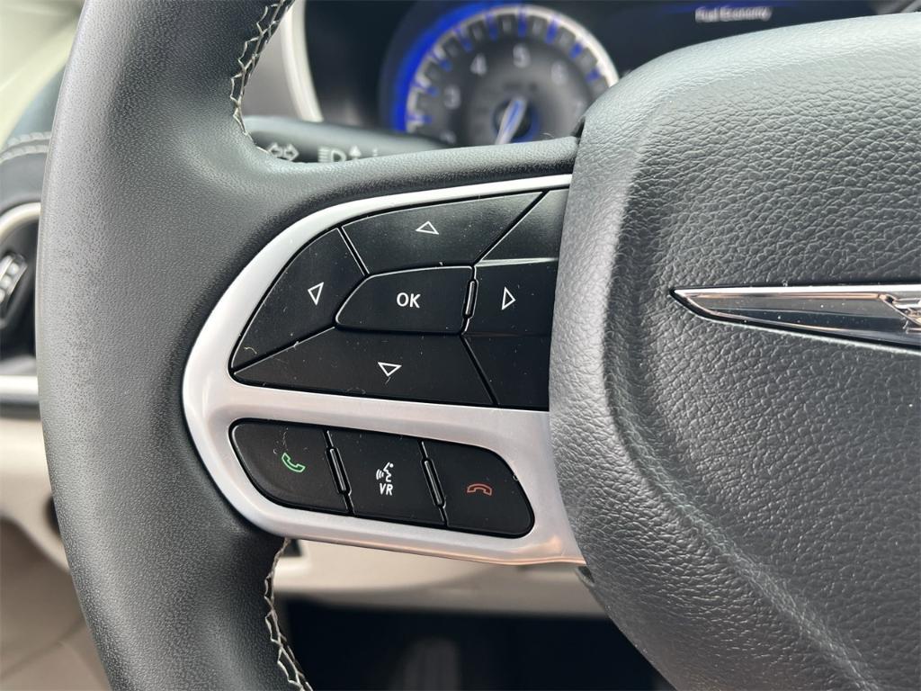 used 2023 Chrysler Pacifica car, priced at $25,000