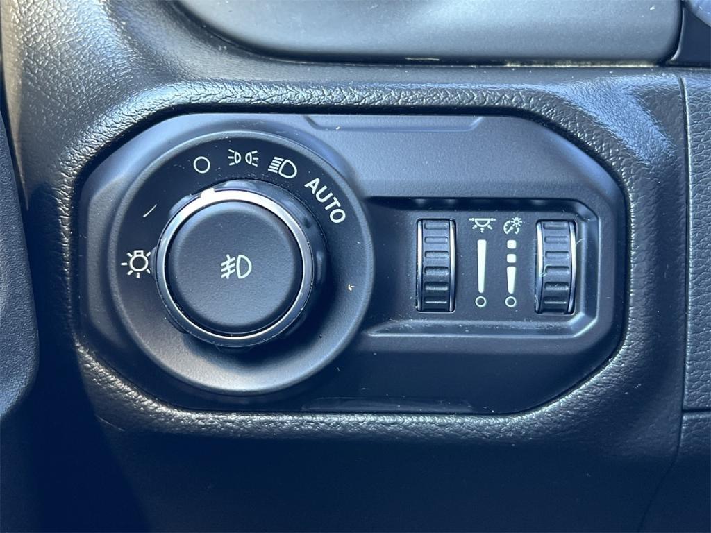 used 2022 Jeep Wrangler Unlimited car, priced at $33,000