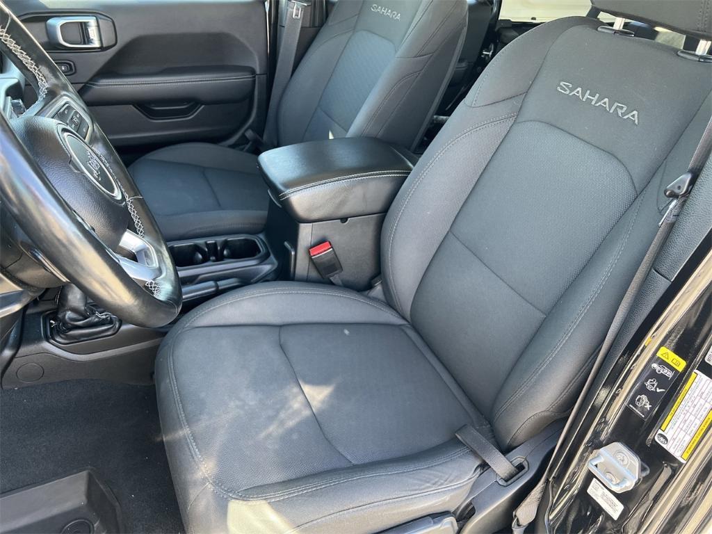 used 2022 Jeep Wrangler Unlimited car, priced at $33,000