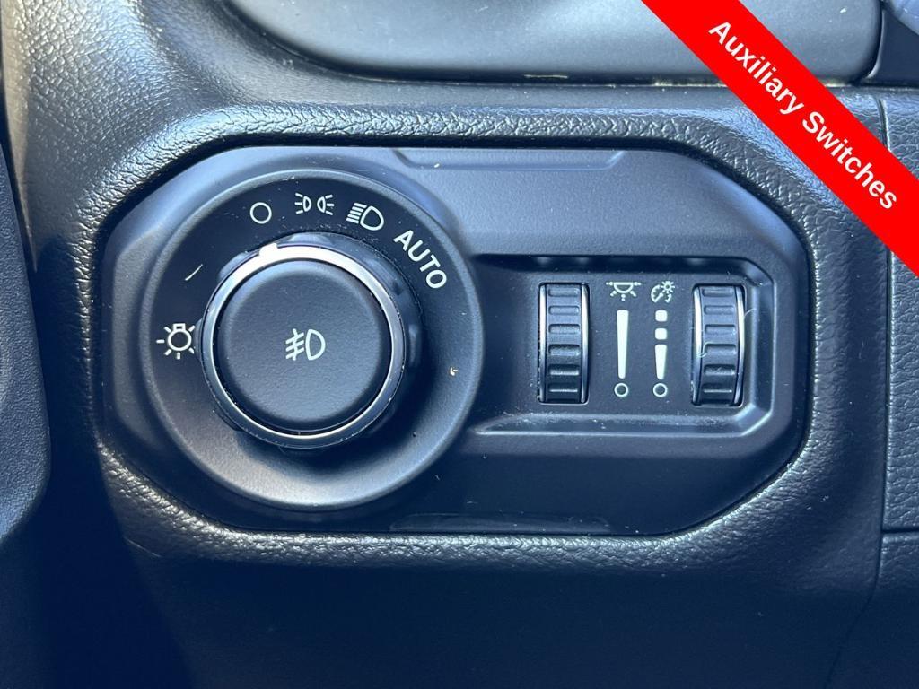 used 2022 Jeep Wrangler Unlimited car, priced at $31,400