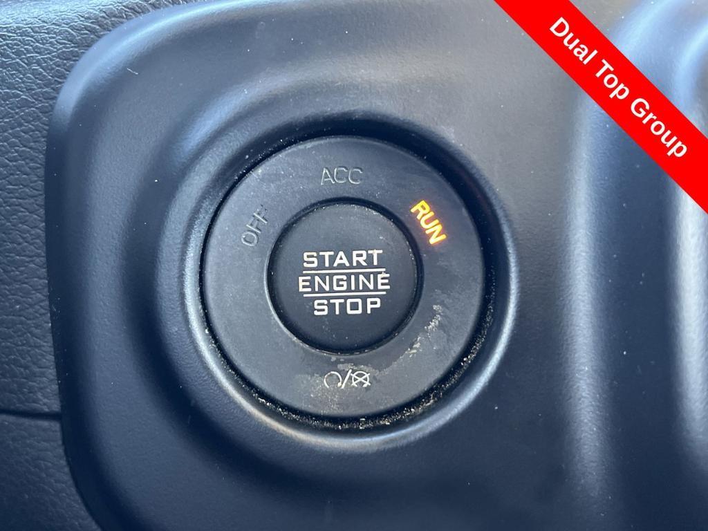 used 2022 Jeep Wrangler Unlimited car, priced at $31,400