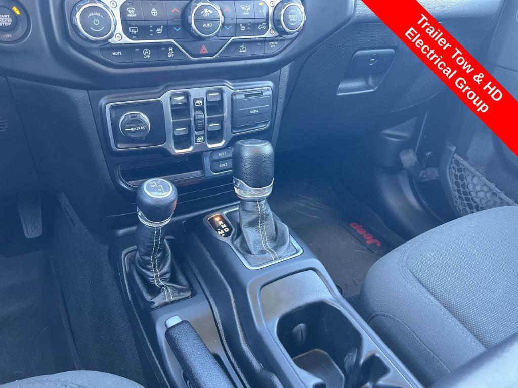 used 2022 Jeep Wrangler Unlimited car, priced at $31,400