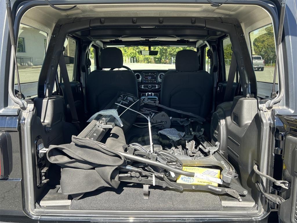 used 2022 Jeep Wrangler Unlimited car, priced at $33,000