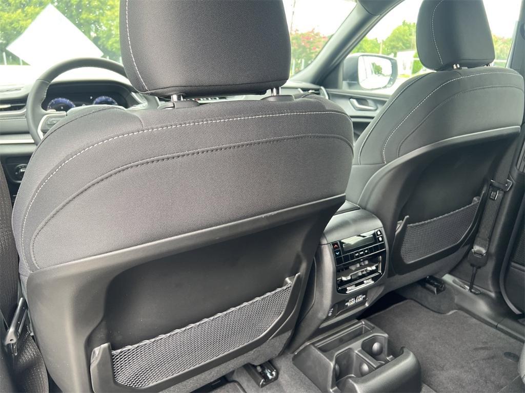 new 2025 Jeep Grand Cherokee L car, priced at $43,325