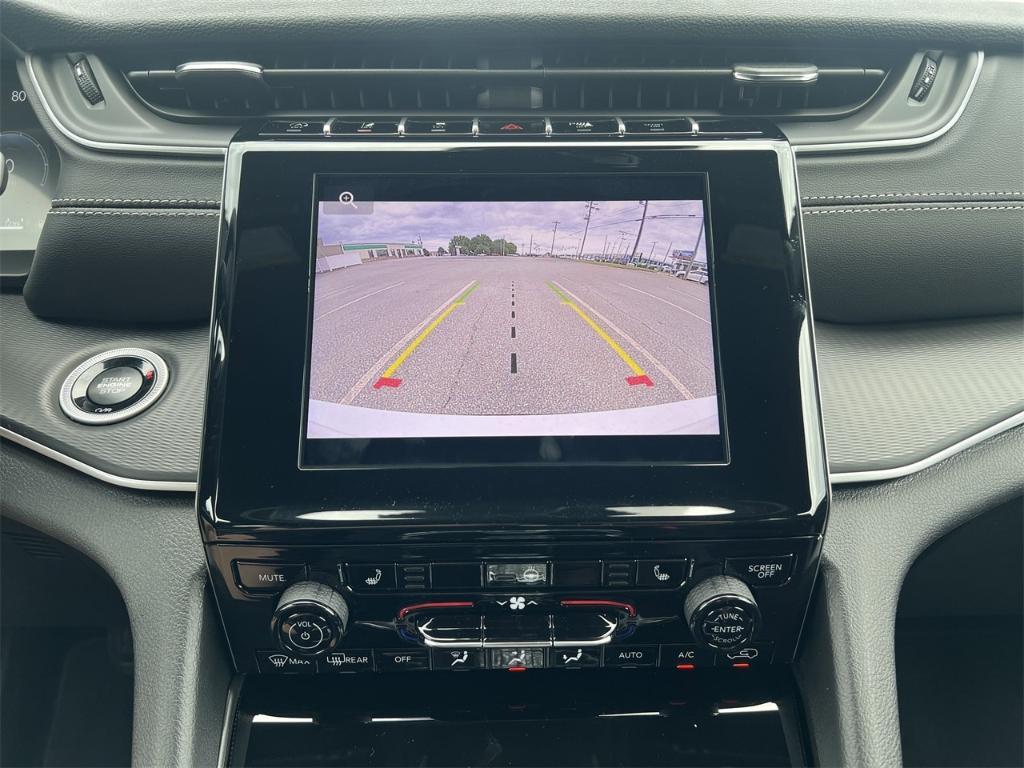 new 2025 Jeep Grand Cherokee L car, priced at $43,325