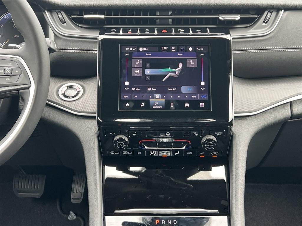 new 2025 Jeep Grand Cherokee L car, priced at $43,325