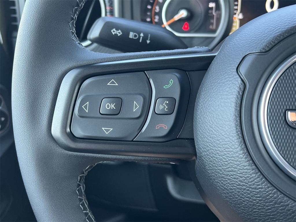 new 2025 Jeep Wrangler car, priced at $73,490