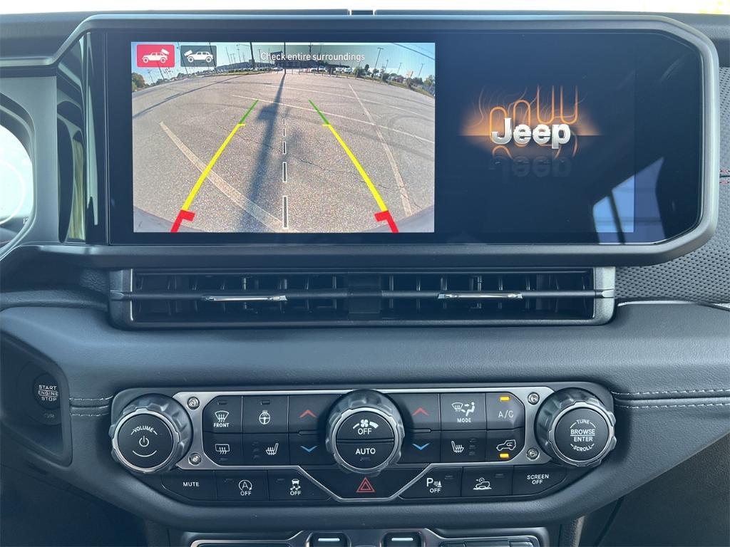 new 2025 Jeep Wrangler car, priced at $73,490