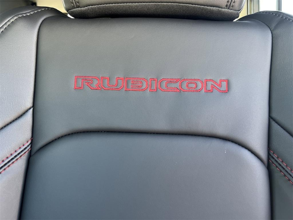 new 2025 Jeep Wrangler car, priced at $73,490