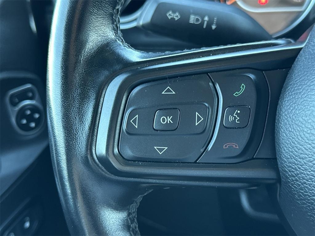 used 2021 Jeep Wrangler Unlimited car, priced at $27,015