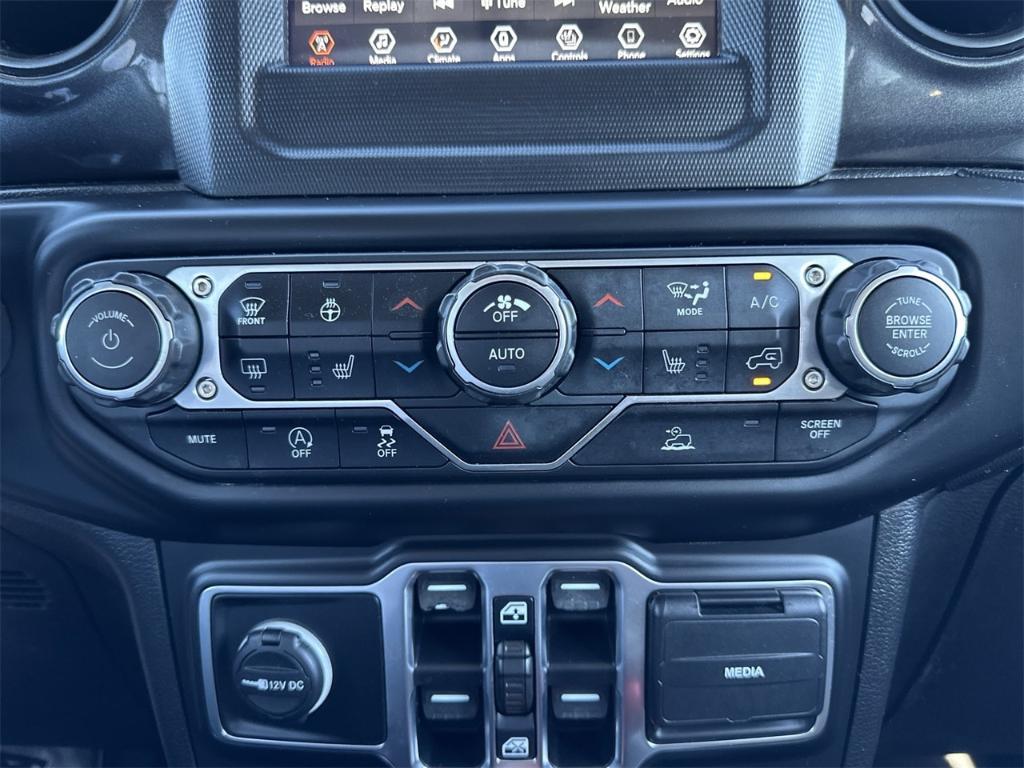 used 2021 Jeep Wrangler Unlimited car, priced at $27,015