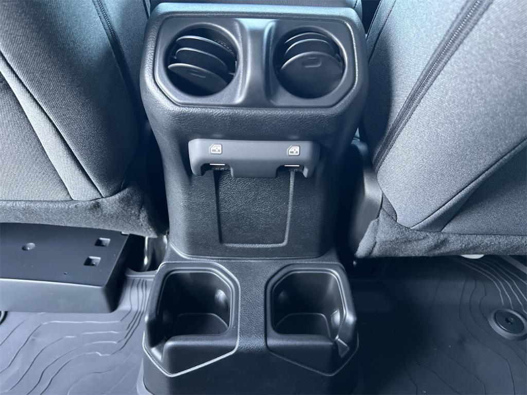 new 2025 Jeep Gladiator car