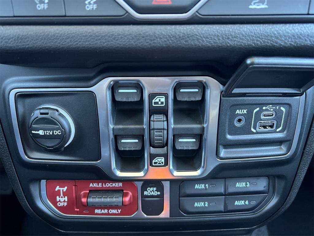 new 2026 Jeep Wrangler car, priced at $55,200