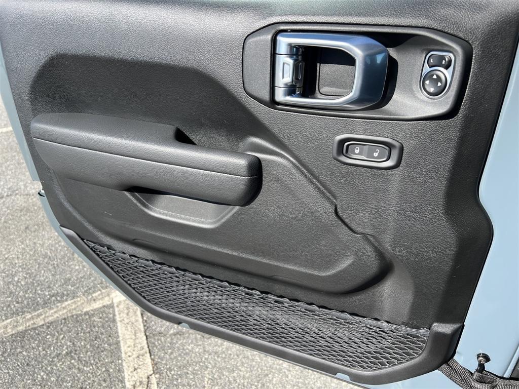 new 2026 Jeep Wrangler car, priced at $55,200