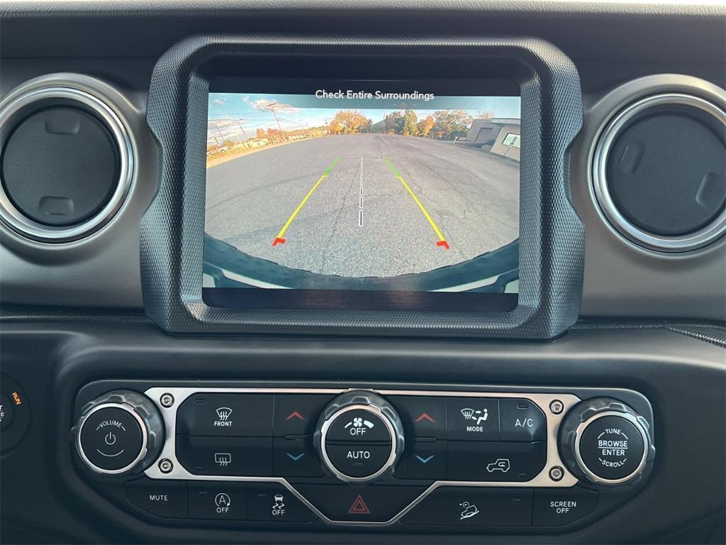 used 2020 Jeep Wrangler Unlimited car, priced at $35,247