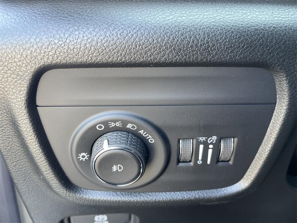 new 2025 Jeep Grand Cherokee L car, priced at $57,760