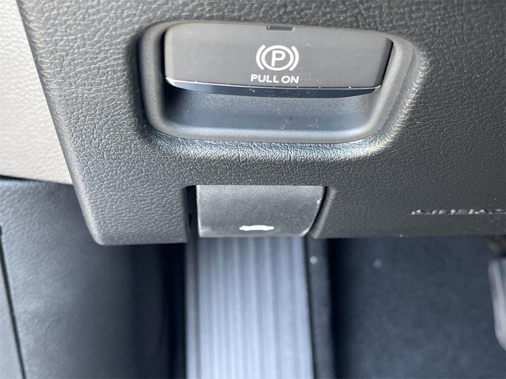 new 2025 Jeep Grand Cherokee L car, priced at $57,760