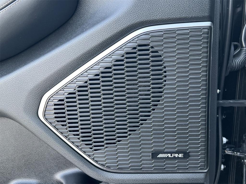 used 2022 Jeep Grand Cherokee car, priced at $31,344