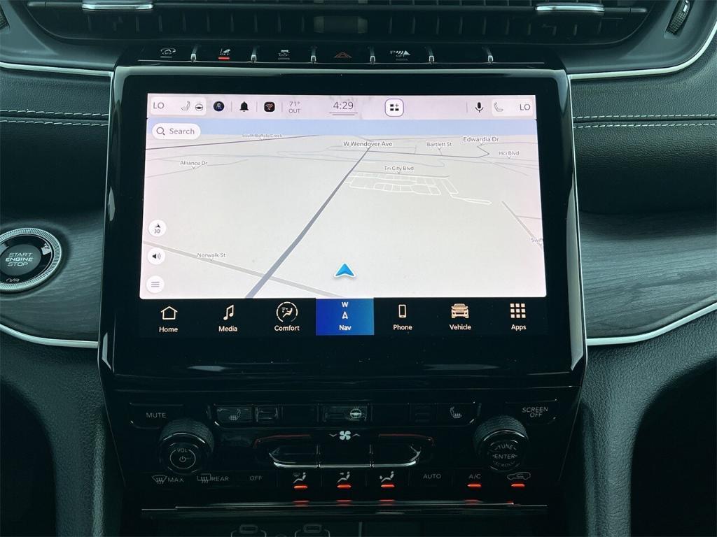 used 2022 Jeep Grand Cherokee car, priced at $31,344