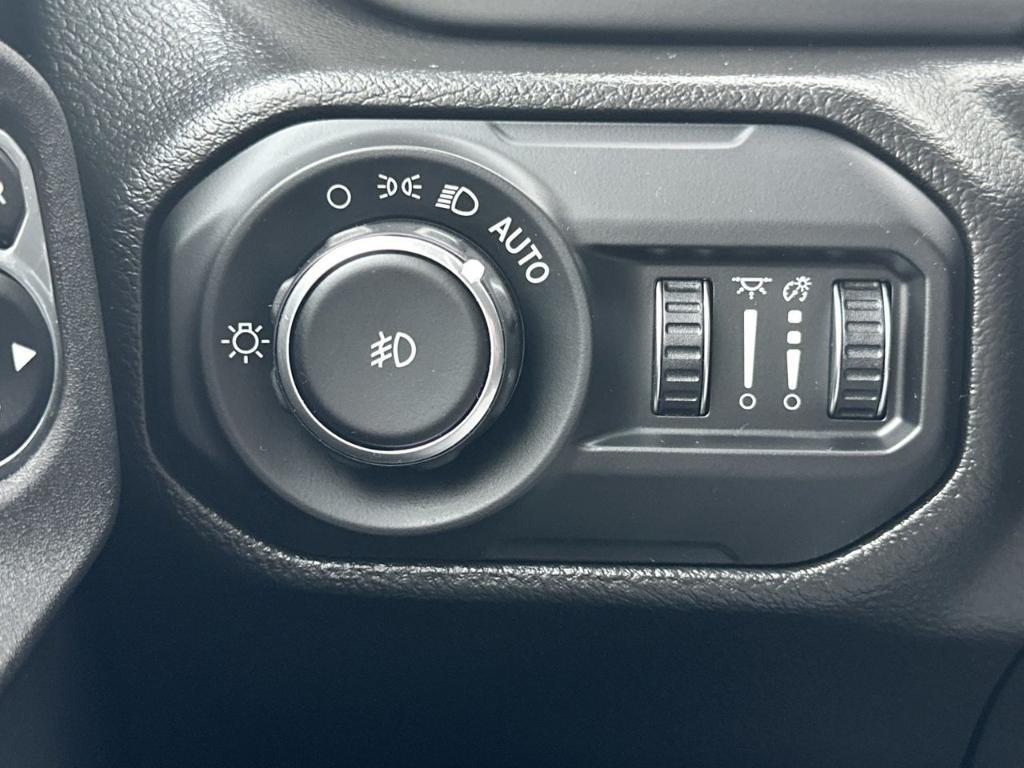 used 2021 Jeep Wrangler Unlimited car, priced at $28,500